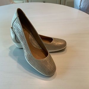 New Naturalizer Wedges.  Never Worn.